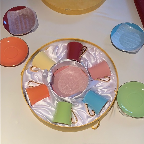 Tea set - Picture 2 of 2